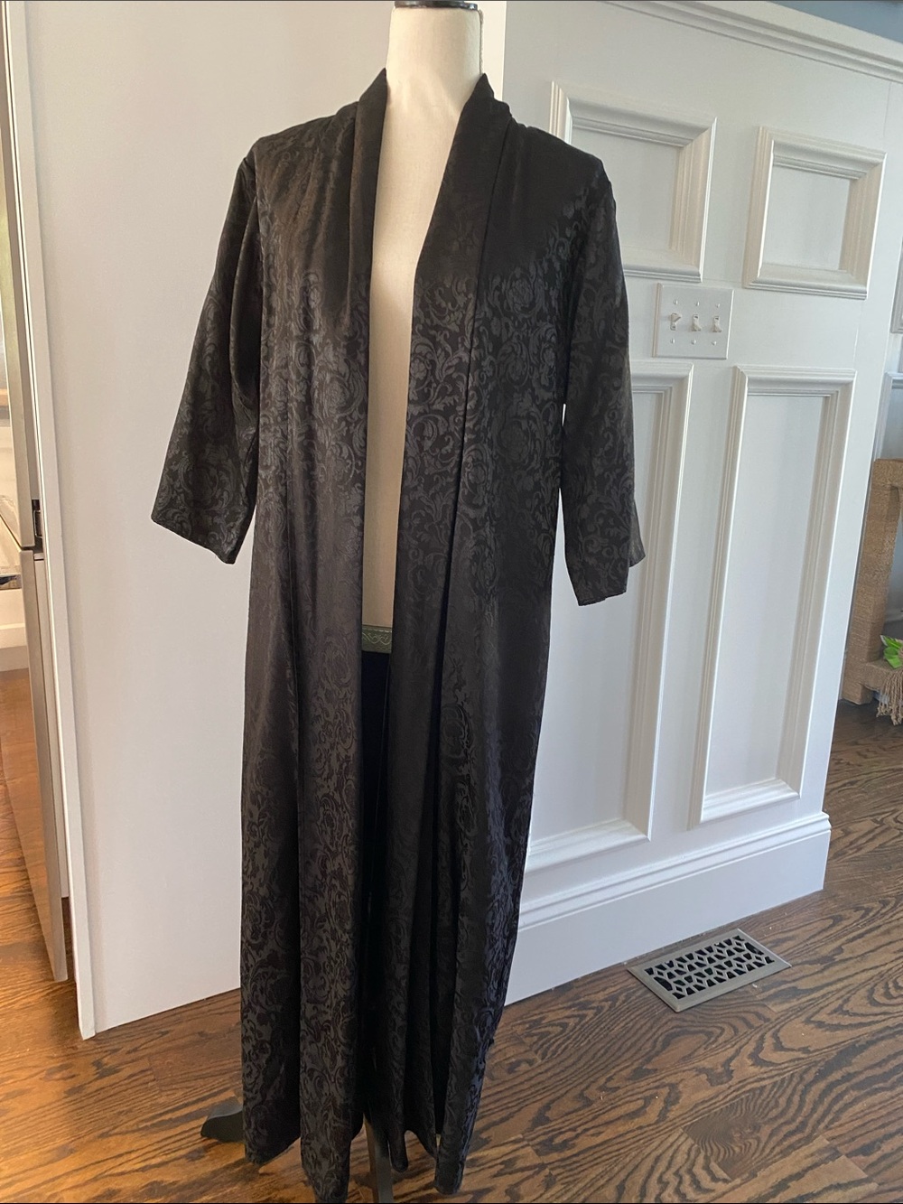 Alice + Olivia AO.LA Black Jacquard Kimono Robe with Subtle Floral Motif